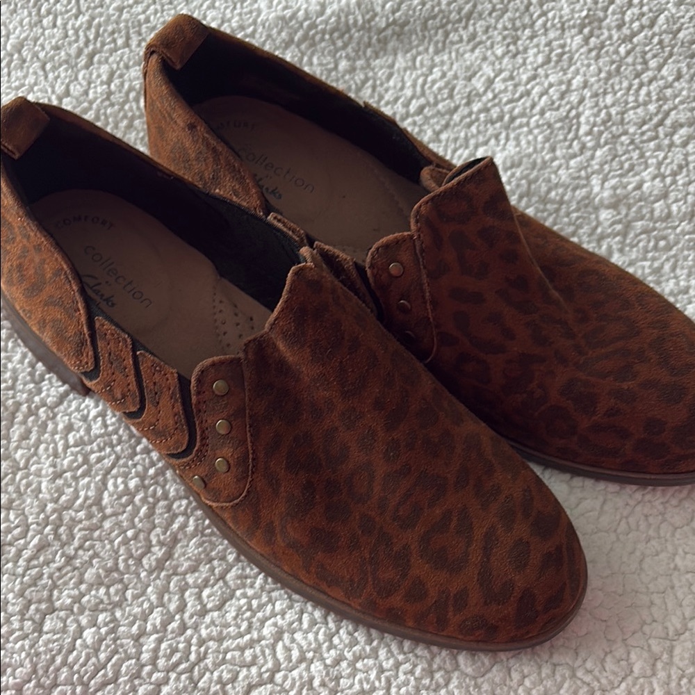 Clarks Brown Leopard Print Women's Loafers